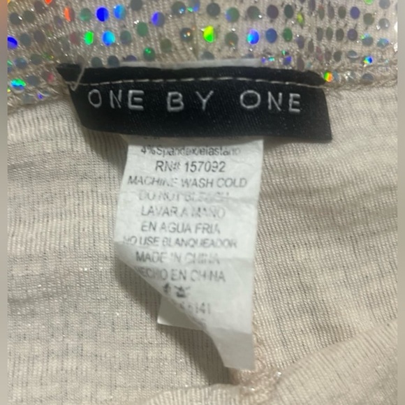 Holographic sequin flare pants - Picture 4 of 5